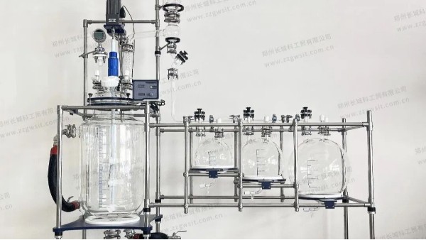 100L 定制玻璃反應釜：精餾、密封與壓力監測的深度優化！